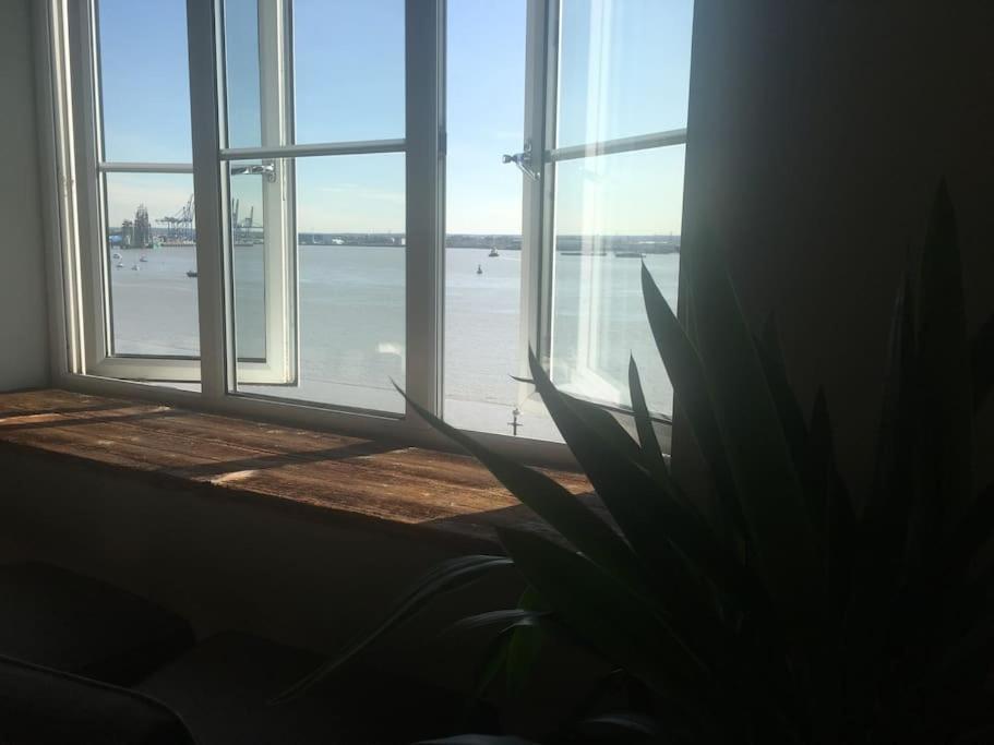 Lovely Riverside Flat Stifford Екстер'єр фото
